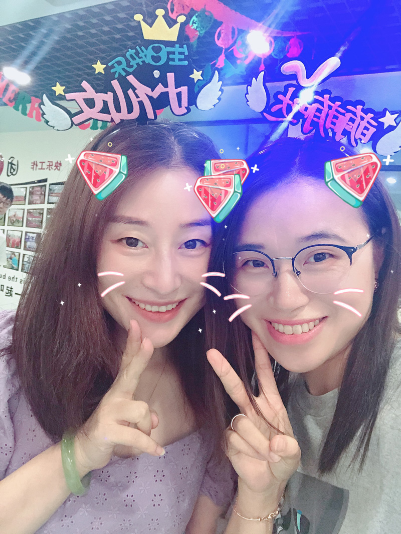 八月集體生日會 | 與久違的祝?；馃嵯嘧?  src="/uploads/allimg/210903/1-210Z3142031444.jpg" /></p>
<p><img alt=