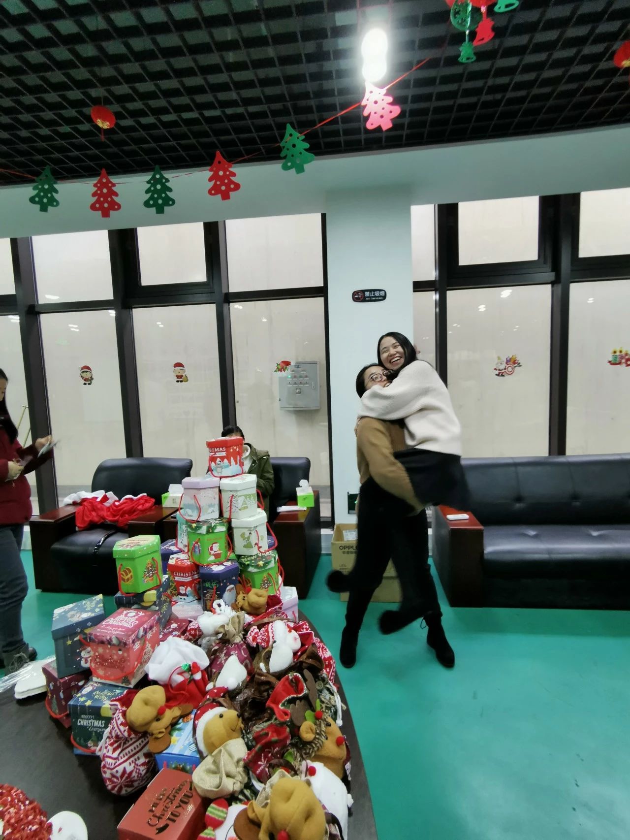 圣誕主題生日趴 | 濃情暖意平安夜，誕愿有你共前行