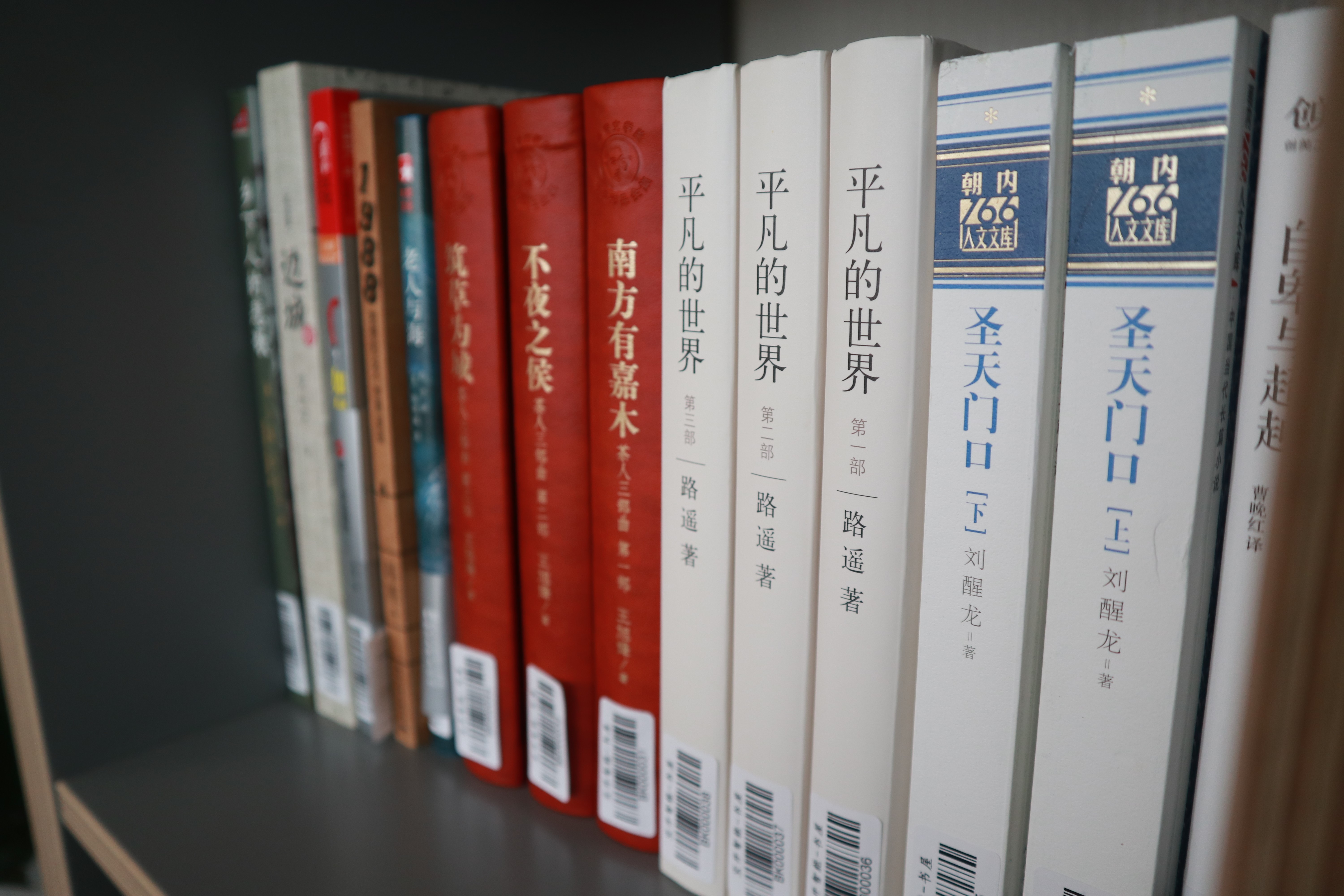 企業(yè)書香 | 寶開新建職工書屋，“小書屋”構(gòu)建精神“大家園”